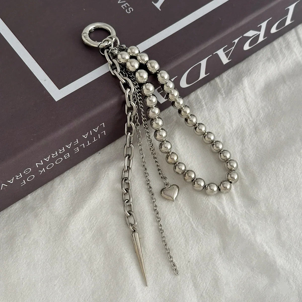 2025 New Pearl Beadeds Chain Keychain Ccb Peach Heart Bead Bag Chain Pendant Jewelry Accessories Daily Wear Keychain Gifts